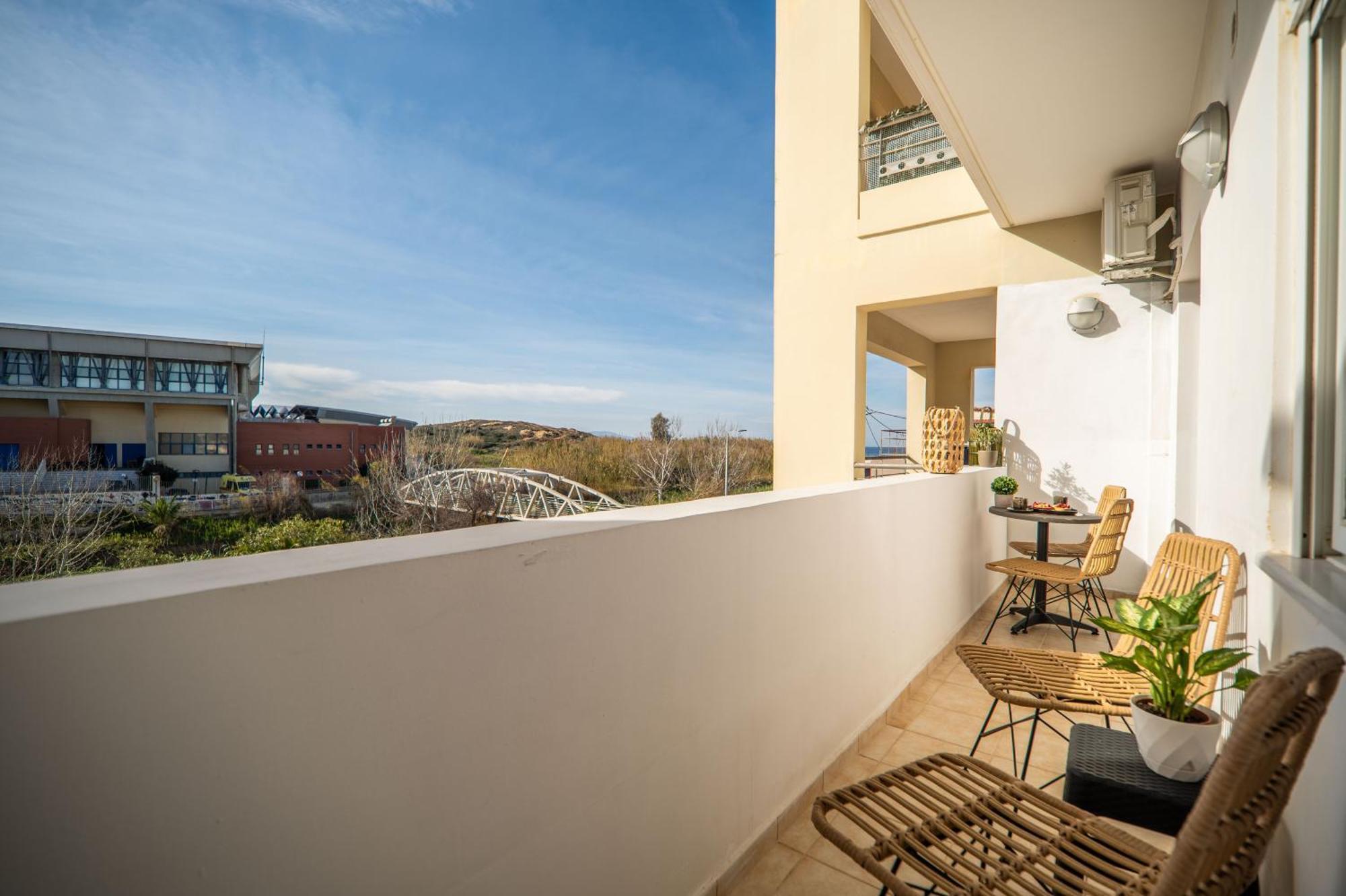 Ammoutsiani 2 Cozy Apartment Chrissi Akti Chania Exterior foto