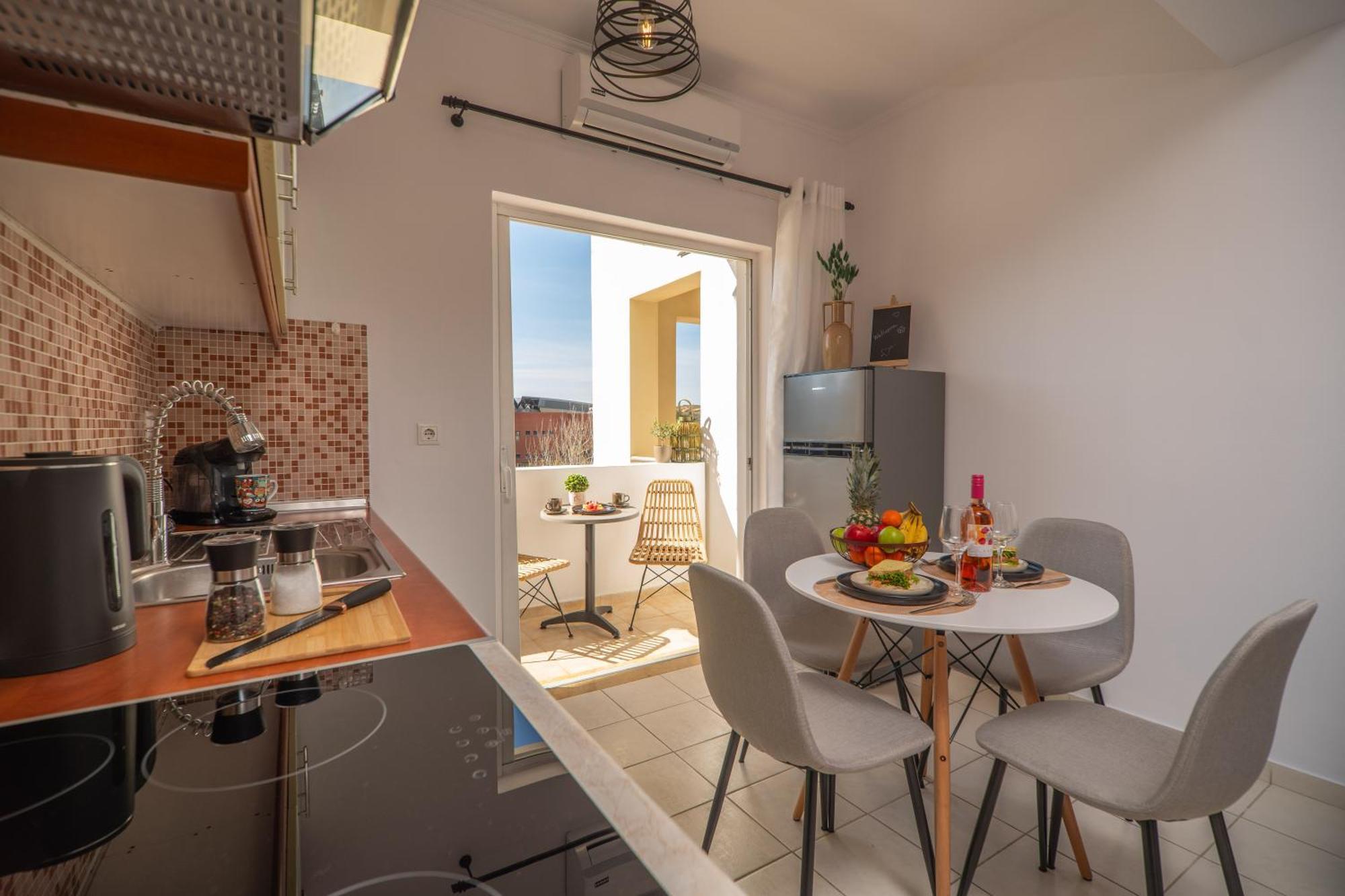 Ammoutsiani 2 Cozy Apartment Chrissi Akti Chania Exterior foto